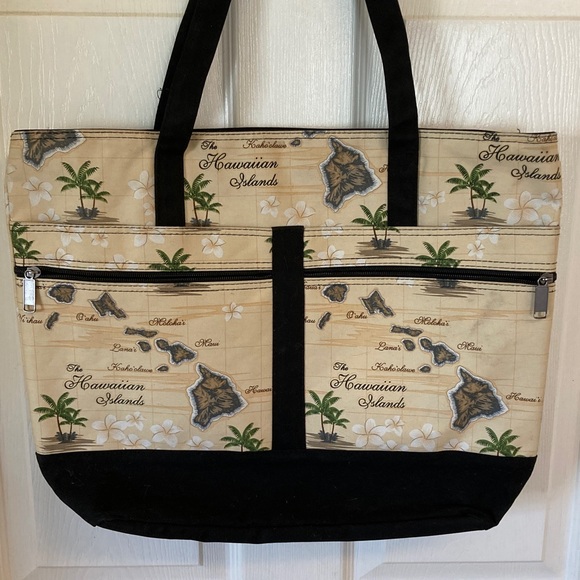 unbranded Handbags - Hawaiian Islands Canvas Tote Bag in Beige and Black
